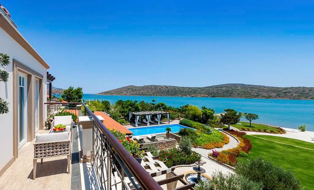 Investiții imobiliare și turism în Grecia | Ghid 2025