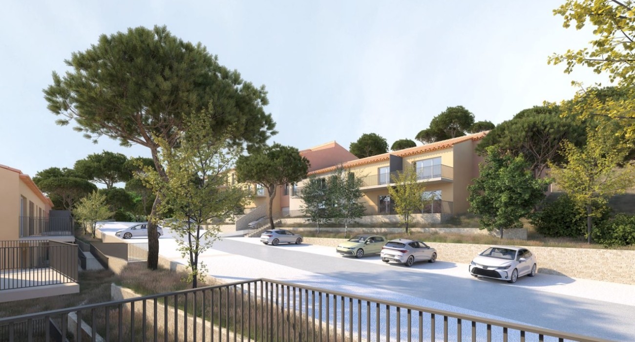 Apartamente 2-4 cam. langa St-Tropez