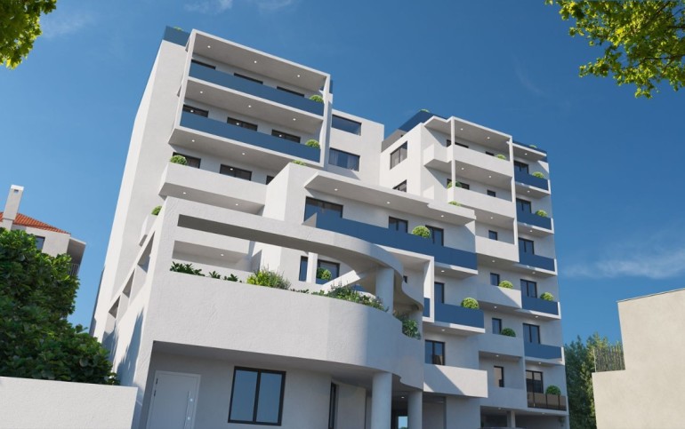 Apartament cu 4 cam. et. 3, Atena - Foto 2