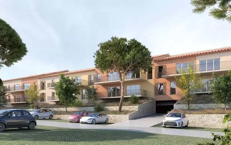 Apartamente 2-4 cam. langa St-Tropez - Foto 2