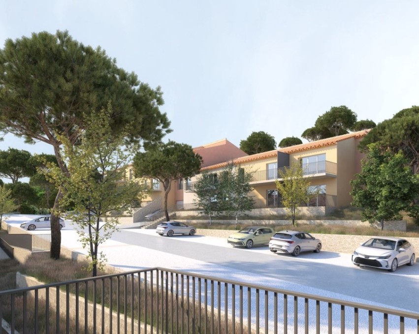 Apartamente 2-4 cam. langa St-Tropez